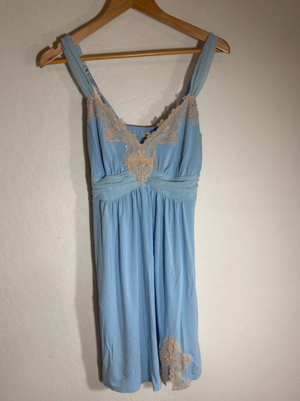 Soma Vintage Style Gorgeous Light Blue Lace Trim Chemise Nightgown Medium